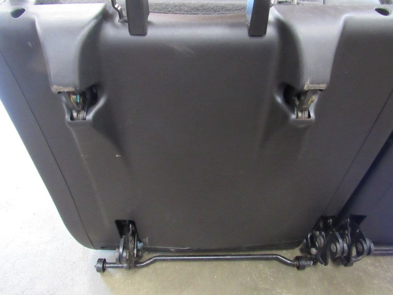 07-14 Tahoe Yukon Suburban Escalade Black Leather Third 3rd Row Seat 2