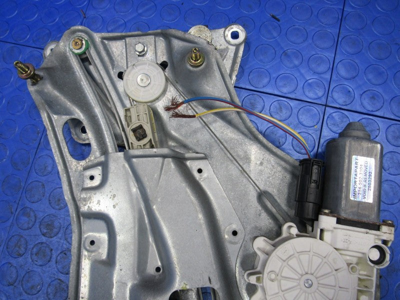 92-99 BMW E36 3 Series Convertible Right RH Rear Window Regulator Moto