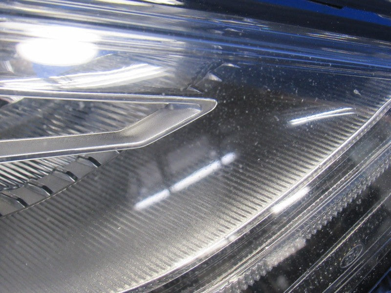 17-20 Ford Fusion SE Right Passenger Halogen Headlight Head Light Lamp