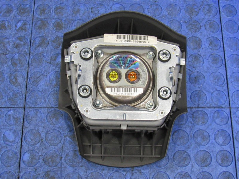 04-07 Nissan Titan Armada Driver Steering Wheel Mounted Airbag Air Bag