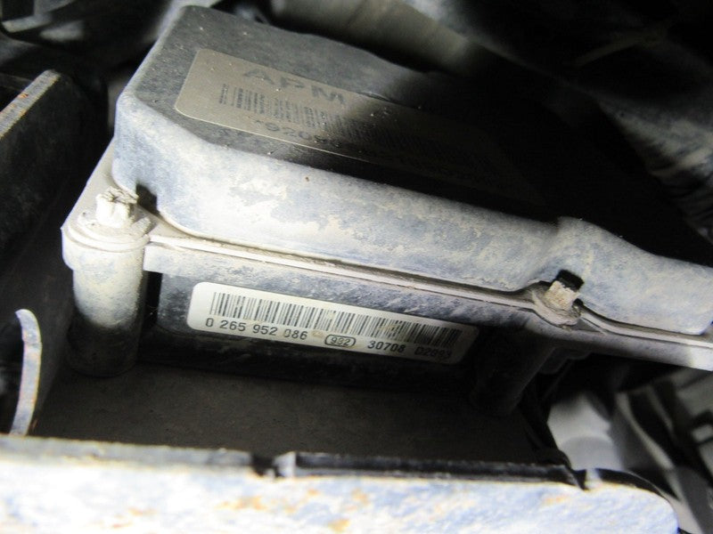 09-14 Escalade Suburban Yukon ABS Anti Lock Brake Pump 0 265 952 086