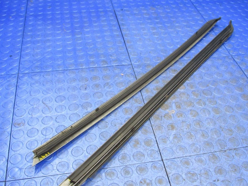 04-10 BMW X3 Silbergrau Metallic Windshield Molding Trim Set A-Pillar 