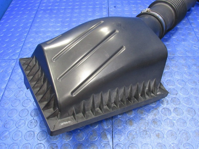 08-11 Ford Crown Victoria P71 Police Interceptor Air Intake Box Tube O