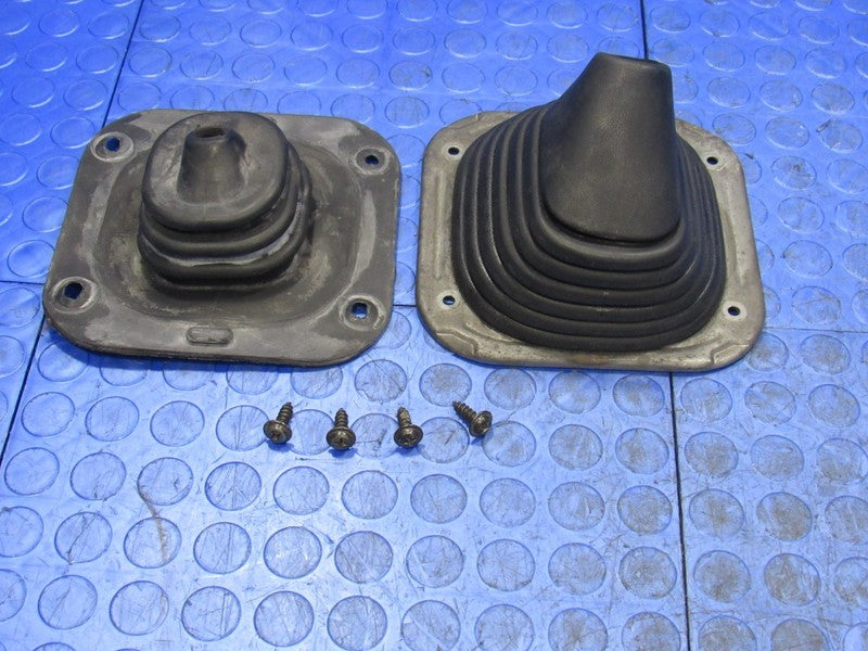 89-95 Toyota Pickup 2WD Manual Trans Floor Shift Rubber Boot Black OEM