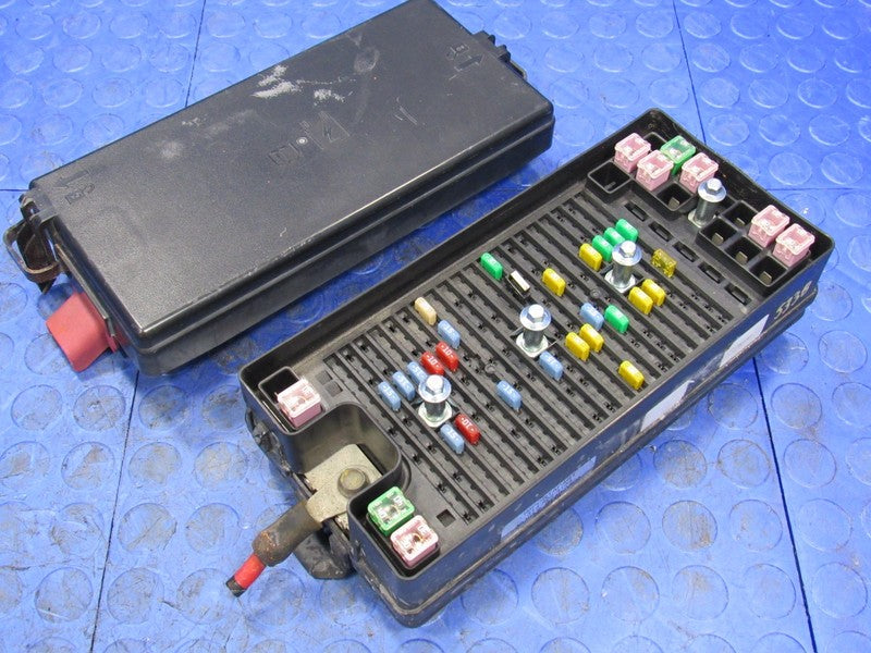 07-08 Ford Mustang 4.6L Under-Hood Fuse Relay Box Panel 7R3T-14K001-AA