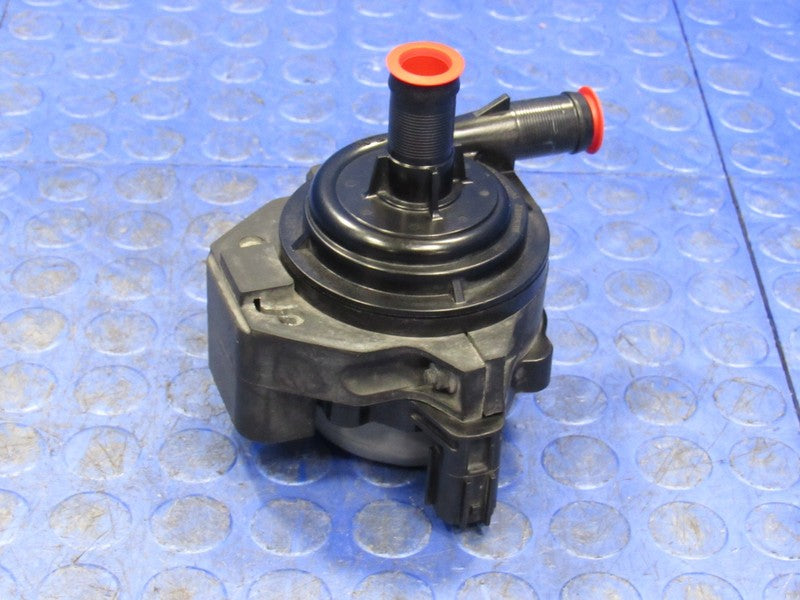16-24 Infiniti Q50 / 17-22 Q60 3.0T VR30DDTT Auxiliary Engine Water Pu