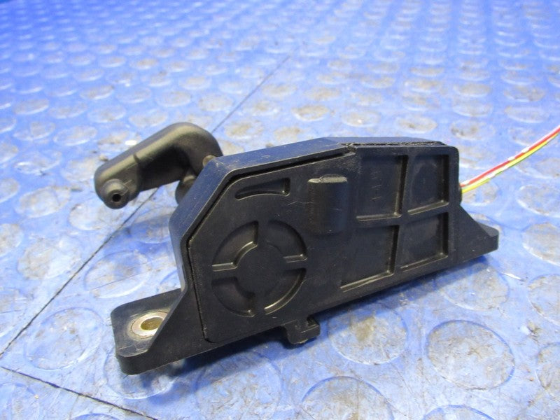 04-20 Toyota Sienna Rear Left Quarter Glass Vent Electric Window Motor
