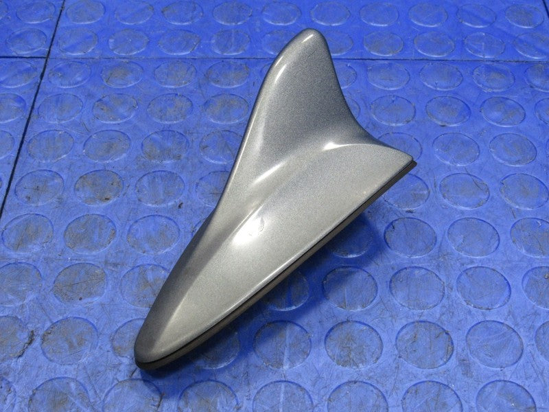 09-10 Hyundai Elantra Sedan Roof Mounted Shark Fin Radio Antenna Gray 