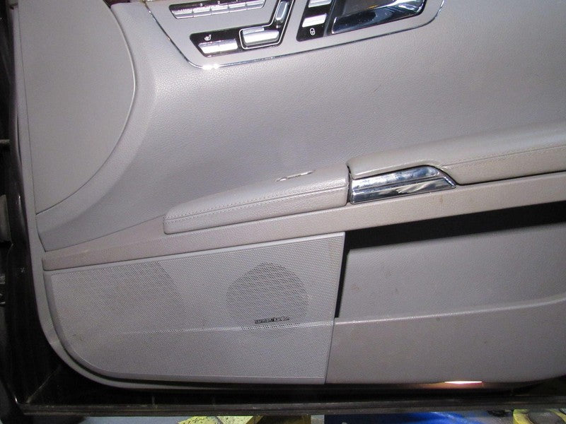 07-13 S-Class S550 S600 Right RH Passenger Front Door Panel Gray Leath