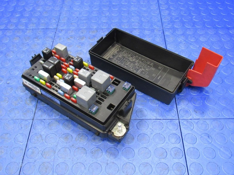 08-11 Cadillac DTS Buick Lucerne Cabin Under-Seat Fuse Relay Box 13599