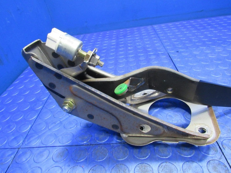 00-05 Toyota Celica Manual MT Clutch Brake Pedal Set Assembly OEM 1804