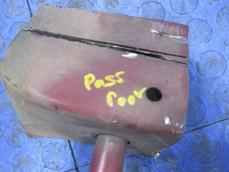 95-98 Nissan 240sx Passenger Rear Subframe Back Mount Alignment Stud 2