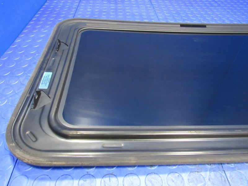 00-06 Yukon Tahoe Suburban Sunroof Moonroof Sun Moon Roof Glass Panel 