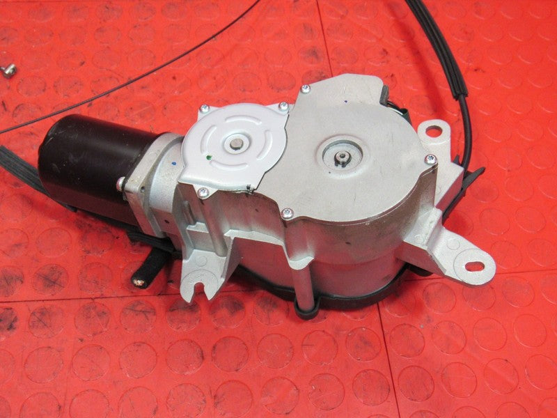 15-21 Kia Sedona Rear Driver Side LH Sliding Power Door Motor Assembly