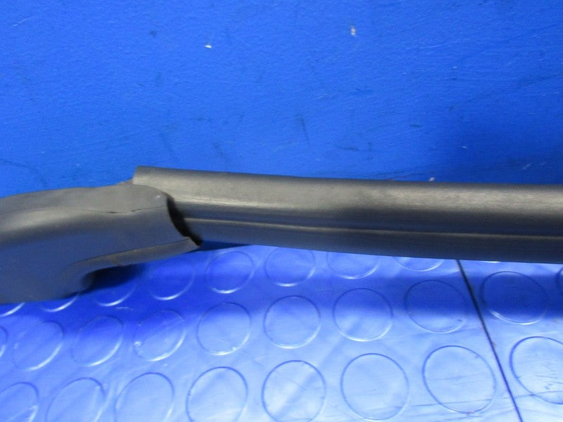 99-02 BMW Z3 Coupe Left LH Driver Door On-Body Seal Weatherstrip 2831