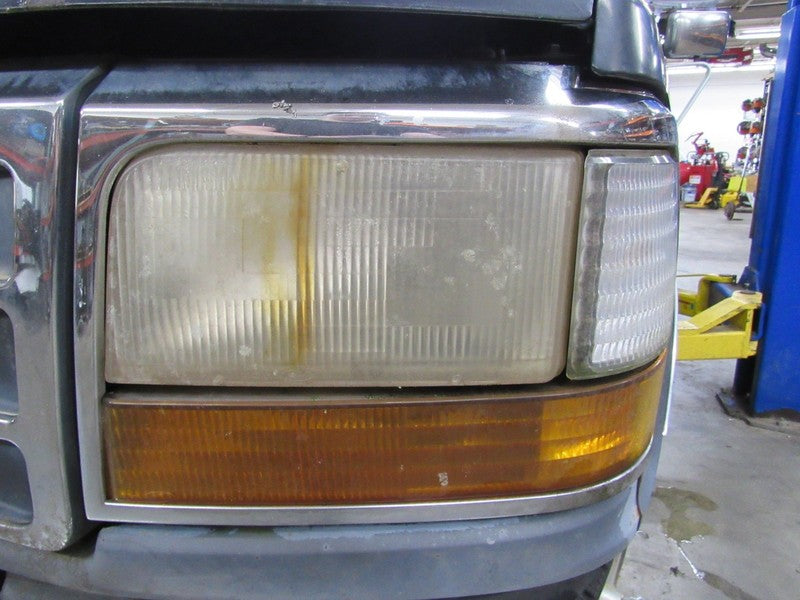 92-96 Ford F150 250 Bronco Left LH Driver Side Headlight Head Light La