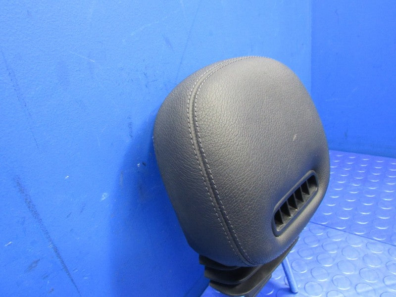 05-11 Mercedes-Benz SLK AMG Front Left Airscarf Headrest Leather Black
