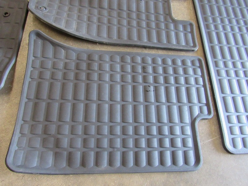 05-10 Honda Odyssey Van Original Floor Mats Set All Season Weather OEM