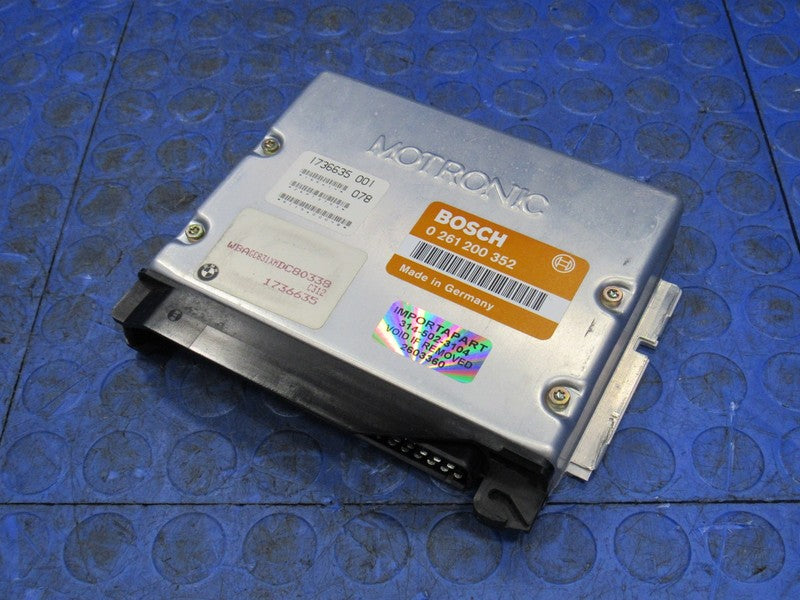 91-92 BMW 750iL 850i M70B50 DME ECU ECM PCM Engine Computer 0 261 200 