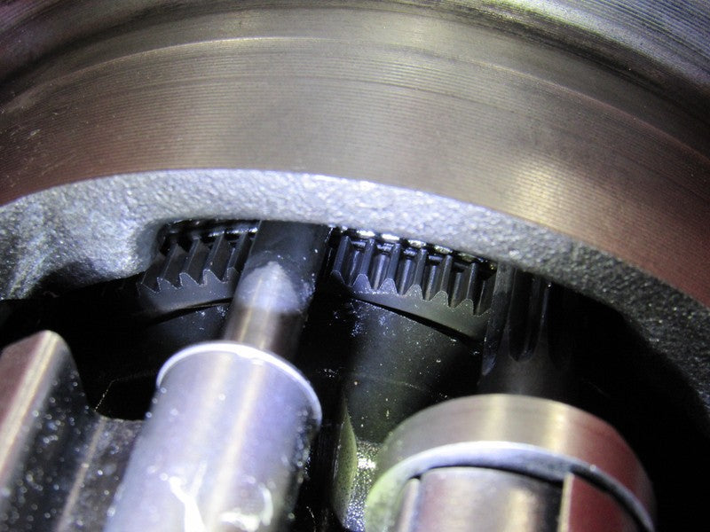 99-13 Silverado Sierra 1500 10 Bolt 8.6 Rear Differential Carrier G80 