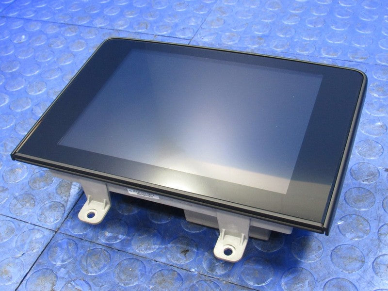 18 Maserati Ghibli 8.4" Touch Control Radio Display Screen W/Code 6701