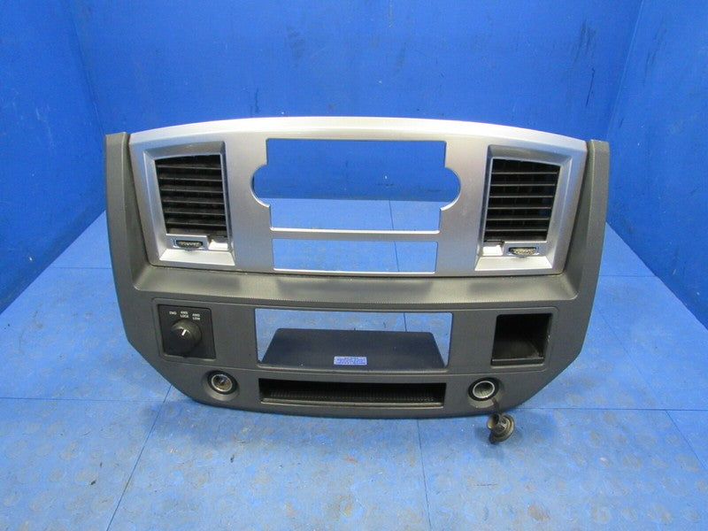 06-08 Dodge Ram Truck Heater Instrument Radio Bezel Dash Trim Vent Gre