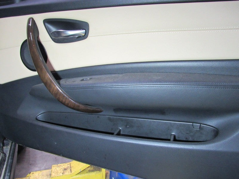 09-11 BMW 128 135 Right RH Passenger Side Front Door Trim Panel Tan