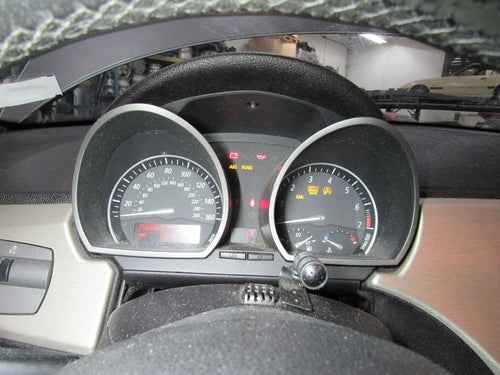 03-05 BMW Z4 Instrument Cluster Speedometer Odometer 156662