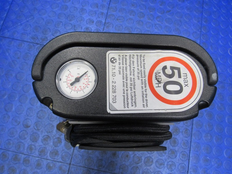 98-02 BMW Z3 M Spare Tire Inflator Electric Air Compressor Pump OEM 31