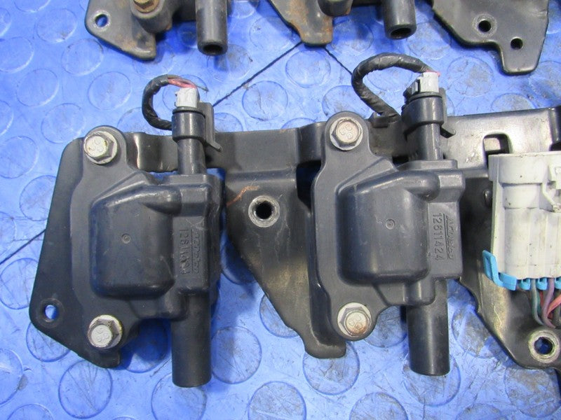 05-13 Chevrolet Corvette LS2 LS3 6.0L 6.2L Square Ignition Coils w/ Br