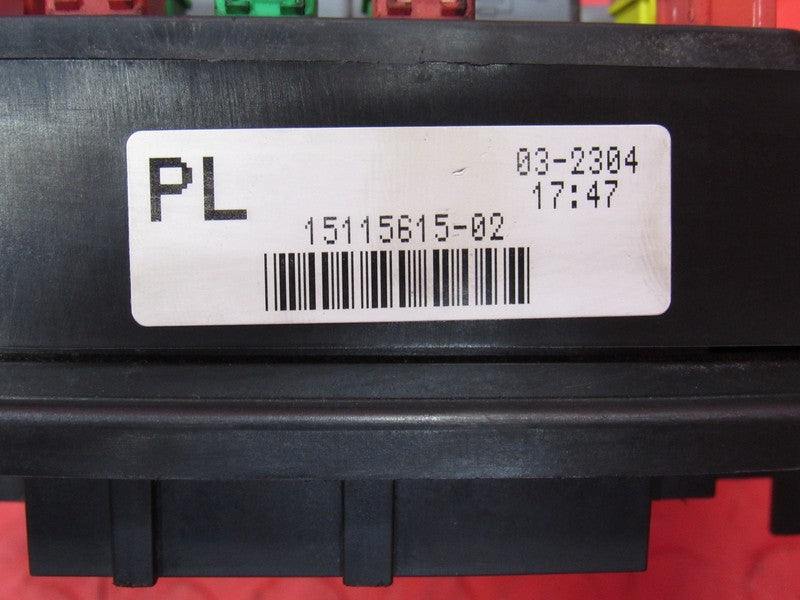 03-05 Silverado Sierra Tahoe Engine Fuse Panel Relay Box Block 1511561
