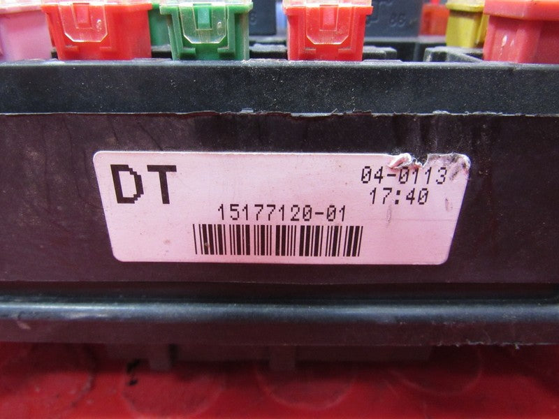 03-05 Silverado Sierra Duramax Engine Fuse Panel Relay Box Block 15177