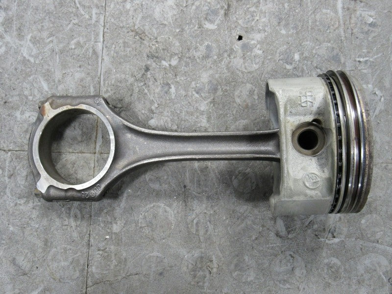 01-02 Mercedes-Benz S600 CL600 5.8L V12 M137 Piston & Rod Assembly 213