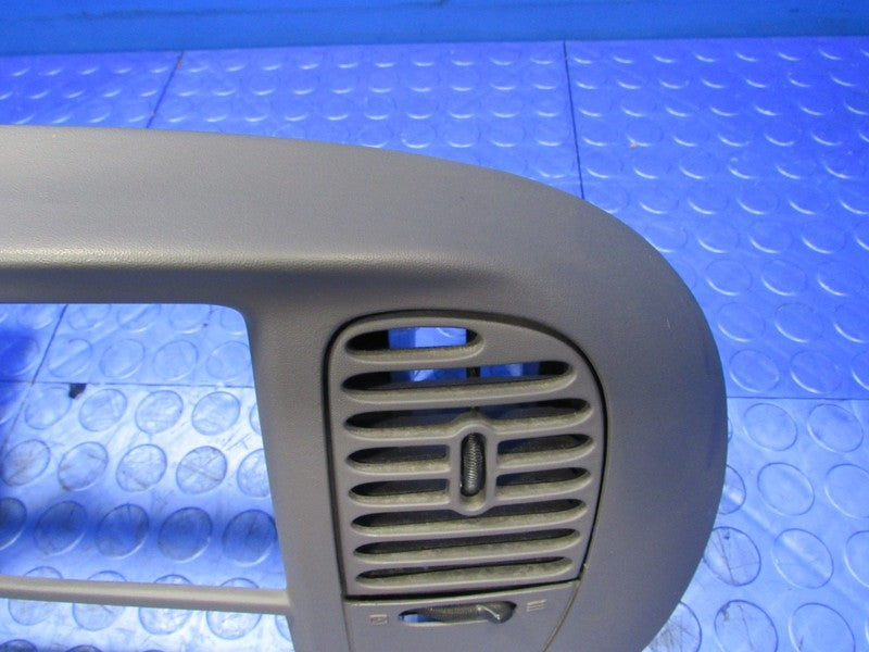 97-03 Ford F150 Expedition Dash Radio Surround Bezel Vent Radio Trim G