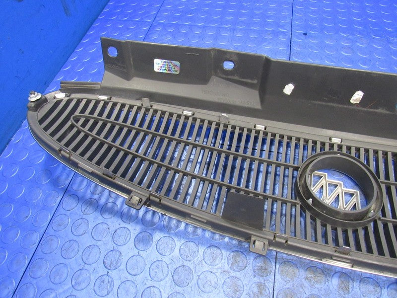 05-07 Buick LaCrosse Allure Front Upper Center Radiator Grille Grill E