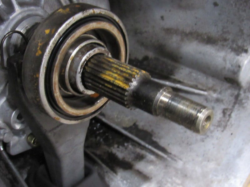 90-95 Nissan 300ZX Z32 3.0L Non Turbo 5-Speed Manual Transmission MT S
