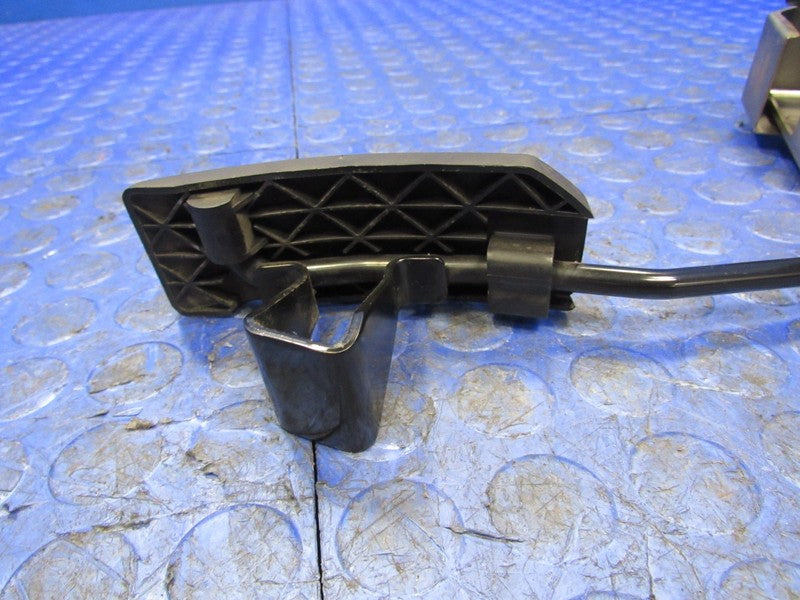 03-09 Nissan 350Z Infinit G35 Accelerator Pedal Assembly 4102