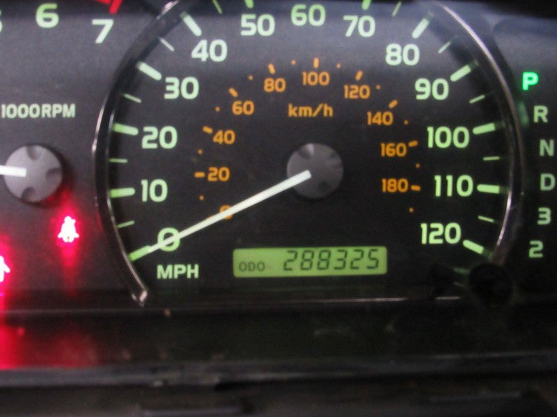 05 Toyota Sequoia Instrument Cluster Speedometer Odometer 288325