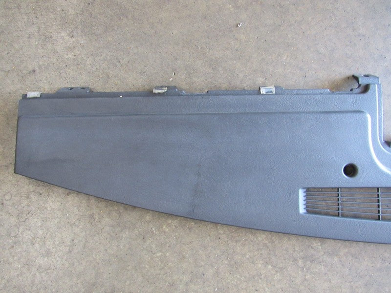 03-07 Hummer H2 Upper Dash Pad Defrost Cowl Panel Dashboard OEM Dark G