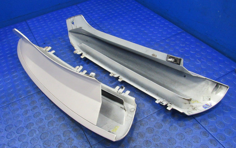 02-06 Cadillac Escalade Left Right Rear Hatch Vent Trim Molding Pearl 