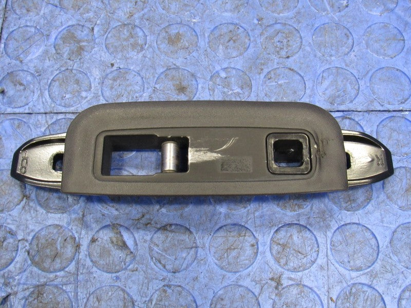11-15 Chevrolet Camaro Convertible Right Passenger Roof Top Latch Stri