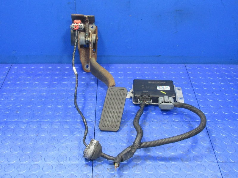 03-05 Chevy Silverado Suburban GMC Yukon Gas Pedal Drive By Wire TAC M