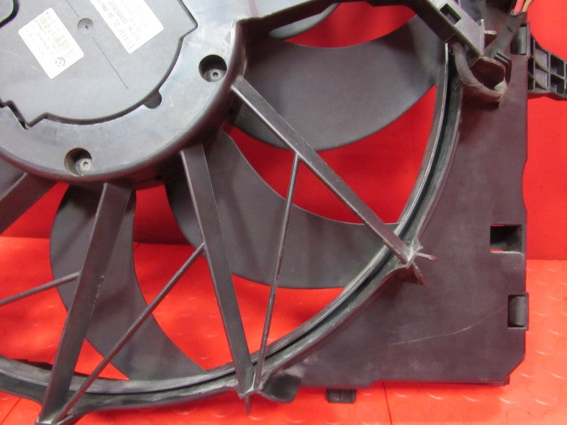 06-10 BMW 550i 6501 E60 E63 E64 Radiator Engine Cooling Fan Assembly 7