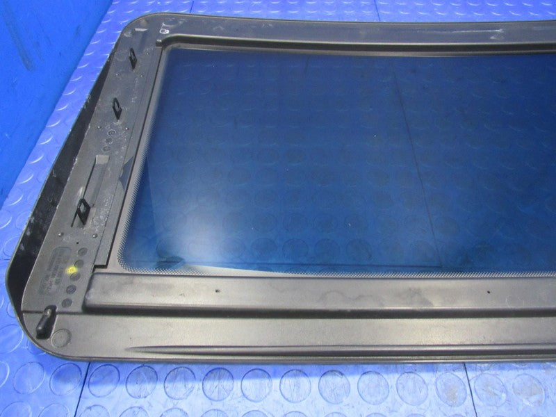 04-10 BMW E60 5 Series Sunroof Moonroof Sun Roof Glass Panel OEM 3291