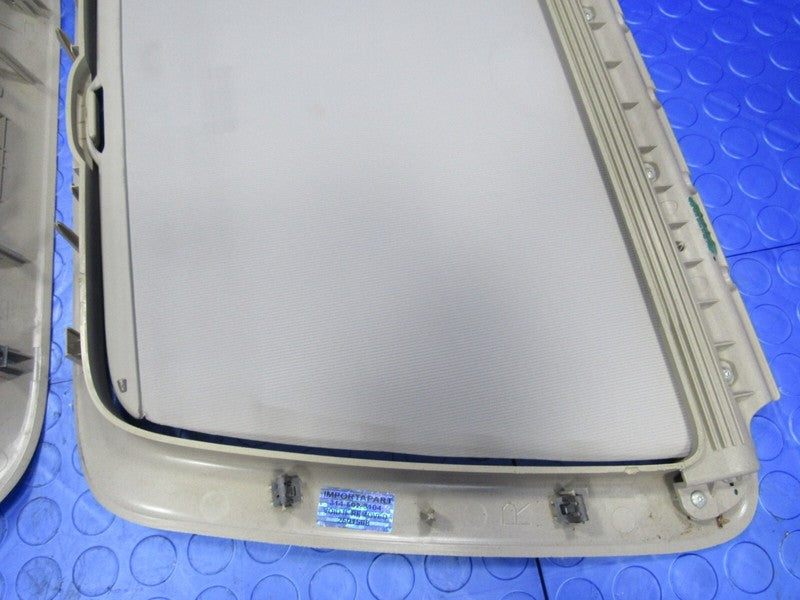 06-10 Jeep Commander Rear Left Right Roof Retractable Window Shade OEM