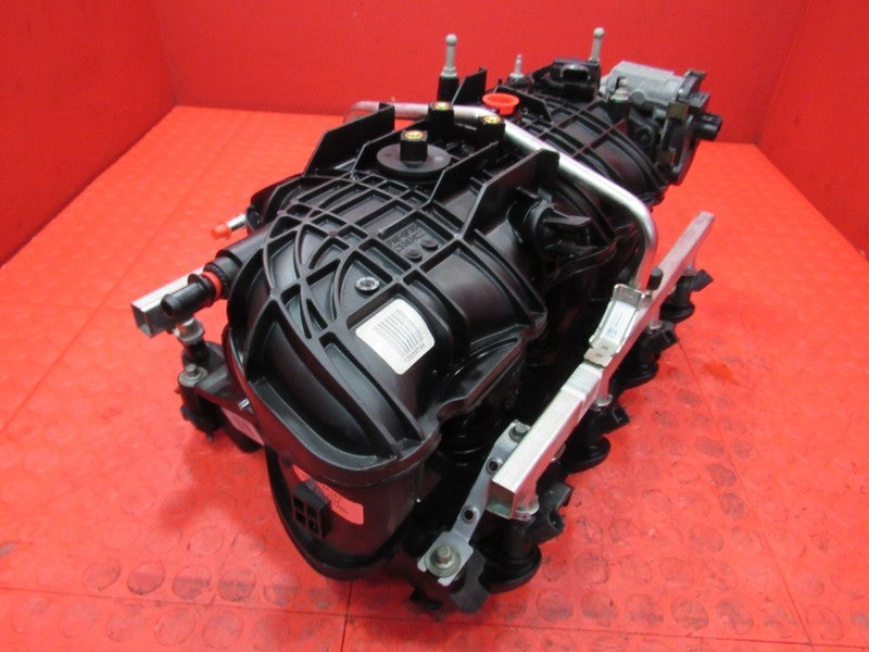 06-09 Chevy Trailblazer SS TBSS LS2 Complete Intake Manifold Throttle 