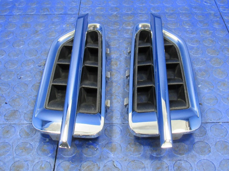 07-14 Cadillac Escalade Left & Right Front Fender Grille Vent Set Chro