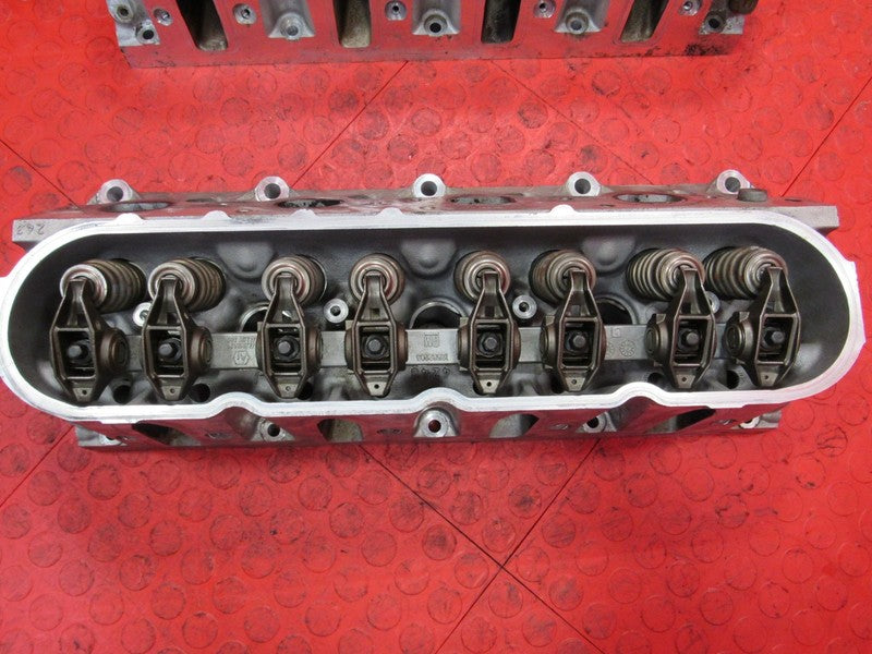 05-07 Silverado Sierra 1500 L33 243 Cathedral Port Cylinder Heads Pair