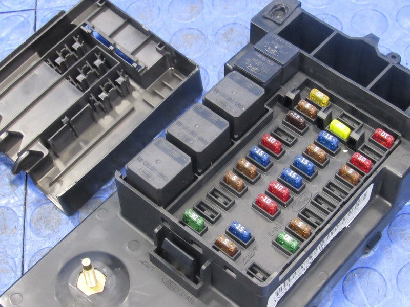 00 Ford Excursion Under-Dash Cabin Fuse Relay Box Block Panel YC3T-14A