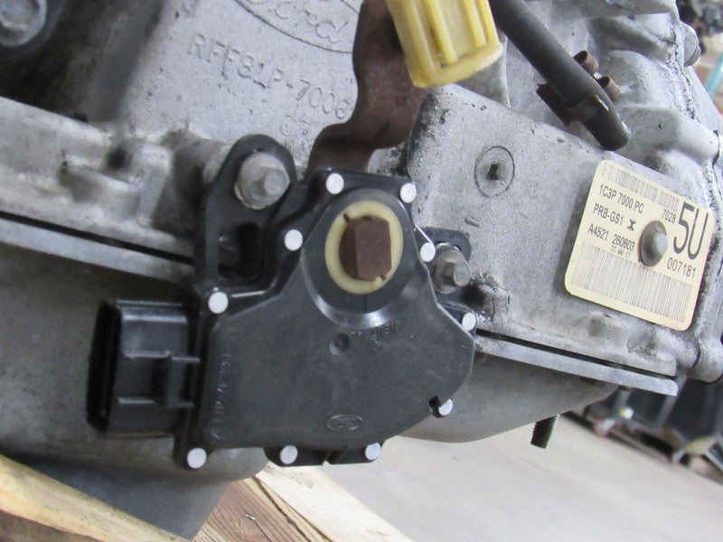 01-05 Ford Excursion 6.8L V10 4x2 2WD 4-Speed Automatic Transmission 4